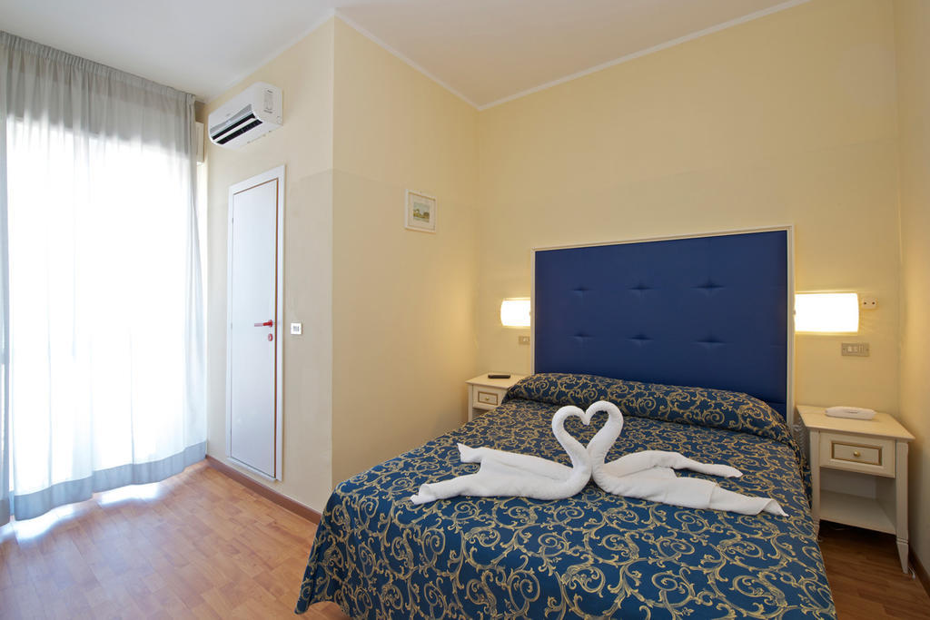 Hotel Garden Cattolica Habitación foto