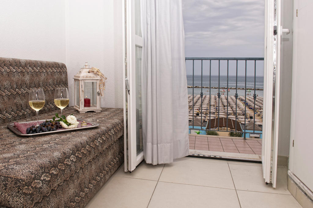 Hotel Garden Cattolica Habitación foto