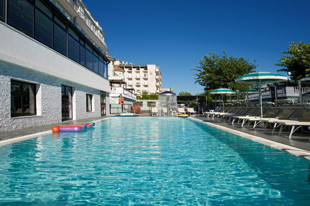Hotel Garden Cattolica Exterior foto